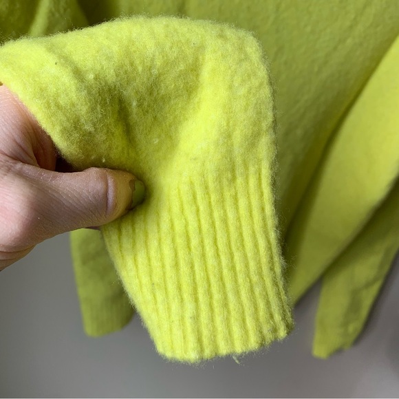 Athleta merino wool blend lime mock neck sweater - Picture 8 of 10